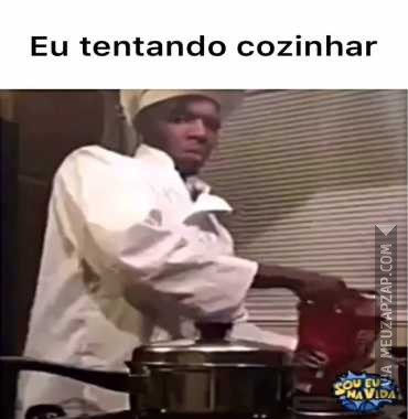 Eu tentando cozinhar - Vídeo  Engraçados para Redes Sociais