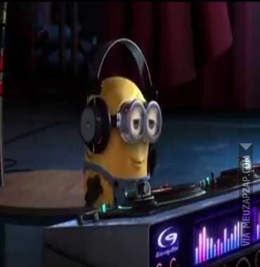 Minions no funk - Vídeo  Engraçados para Redes Sociais