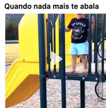 Quando nada mais te abala - Vídeo  Engraçados para Redes Sociais