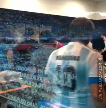 Maradona quase não aguenta - Vídeo Caiu na net para Redes Sociais